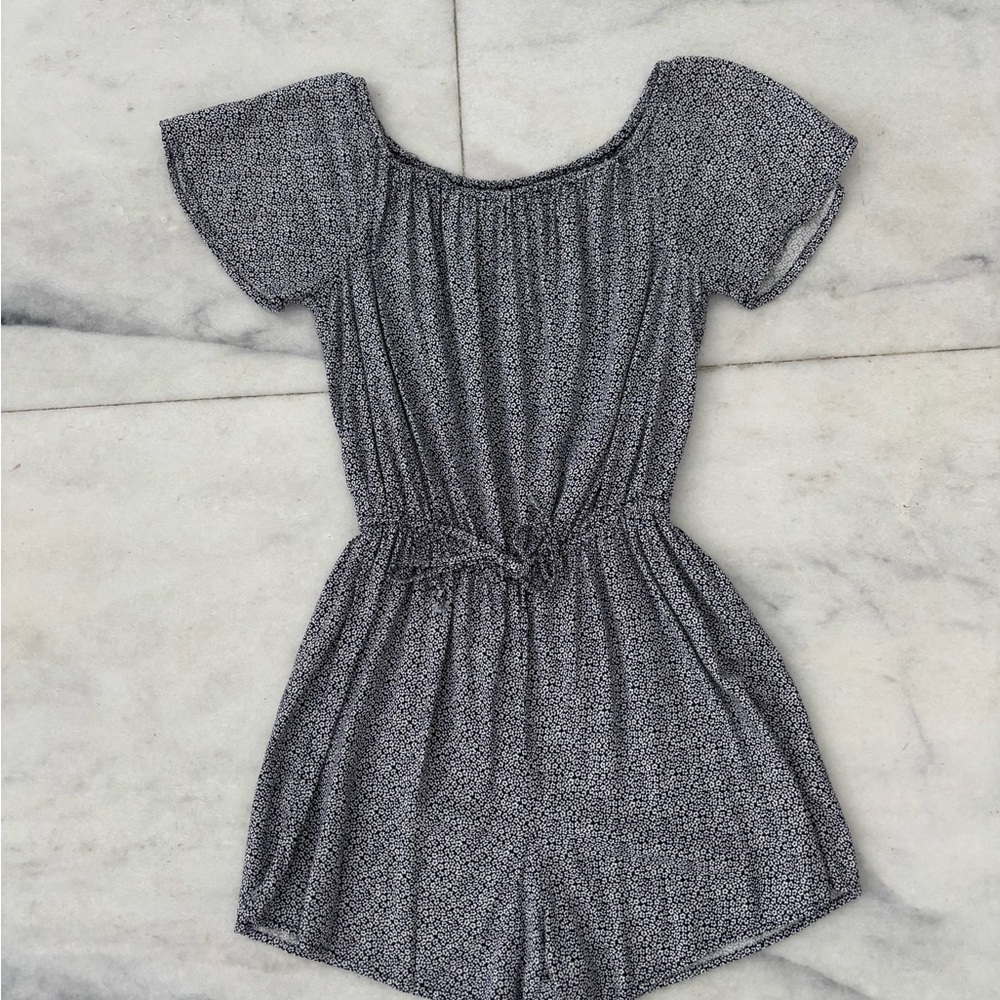 Abercrombie & Fitch Gray Printed Romper - Picture 3 of 8